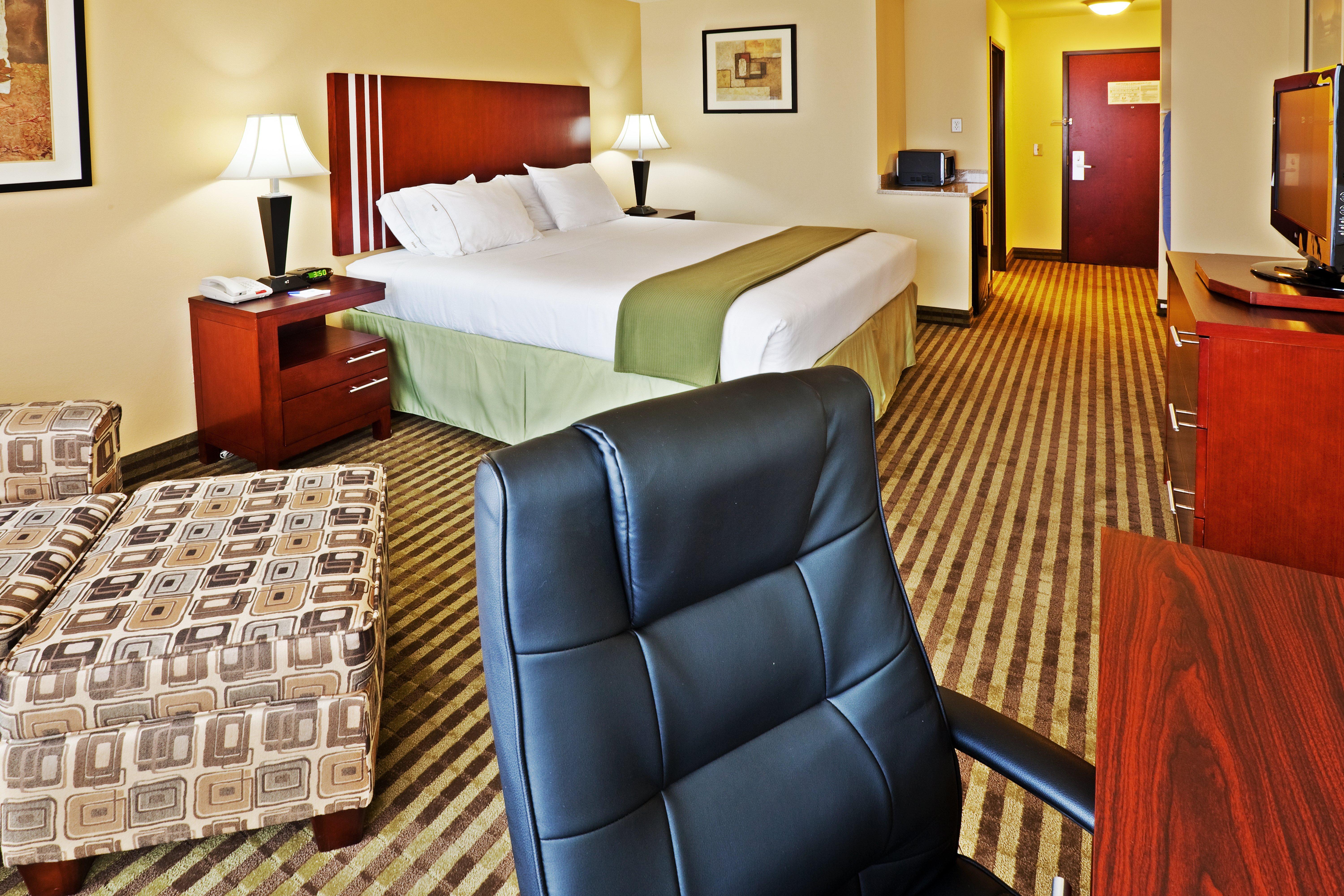 Holiday Inn Express & Suites Perry By Ihg Exterior photo